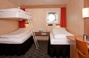 エクスペディションクルーズ3人部屋